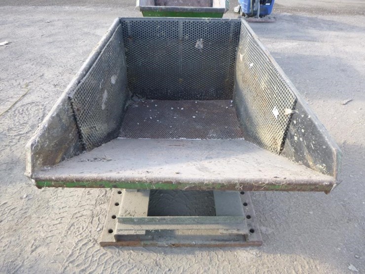 roura-self-dumping-hopper-image-5