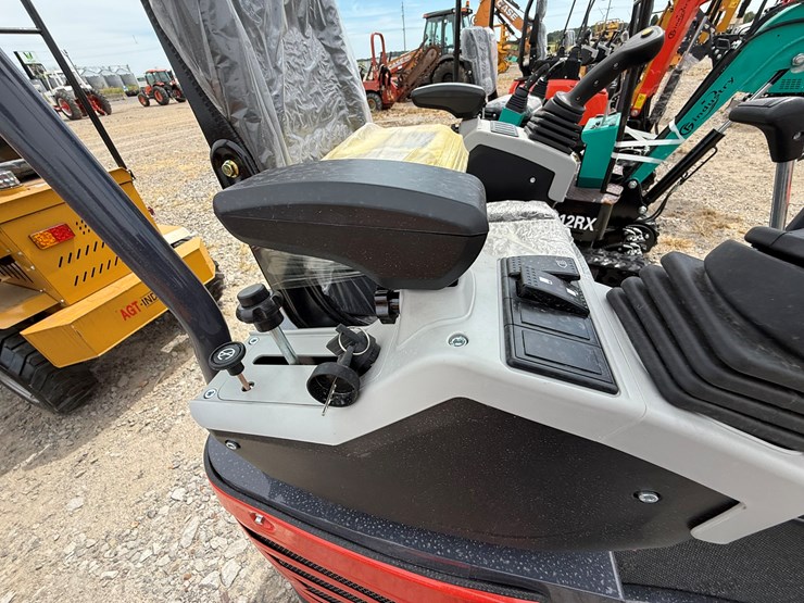 #220-•-#26484-•-unused-cfg-mx15rx-mini-excavator-image-39