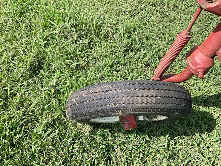 ih-plow-image-19