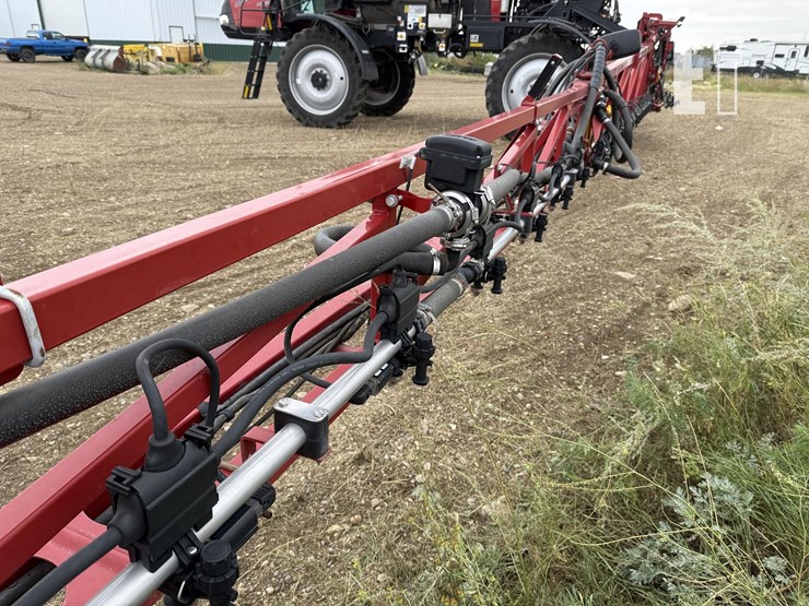 2020-case-ih-patriot-4440-image-54