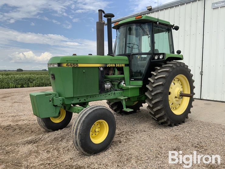1992-john-deere-4455-image-1