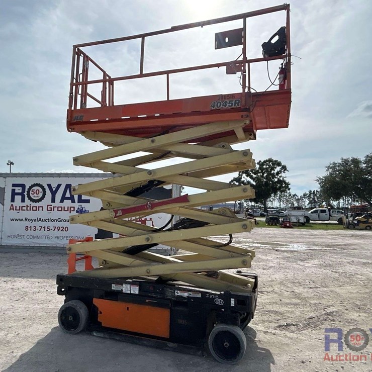 2018 JLG 4045R