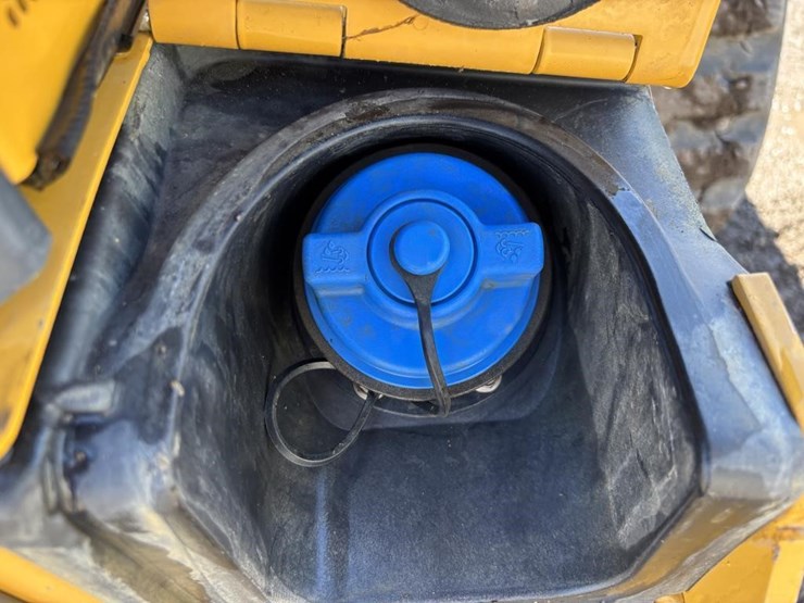 2019-deere-333g-image-34