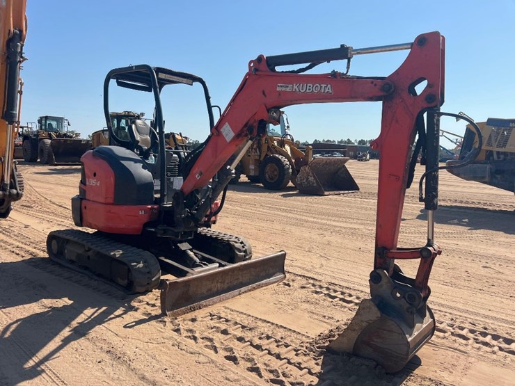 2019-kubota-u35-4-image-6