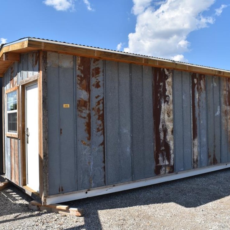 8' X 19' 6" CABIN W/ AC AND ELECTRIC