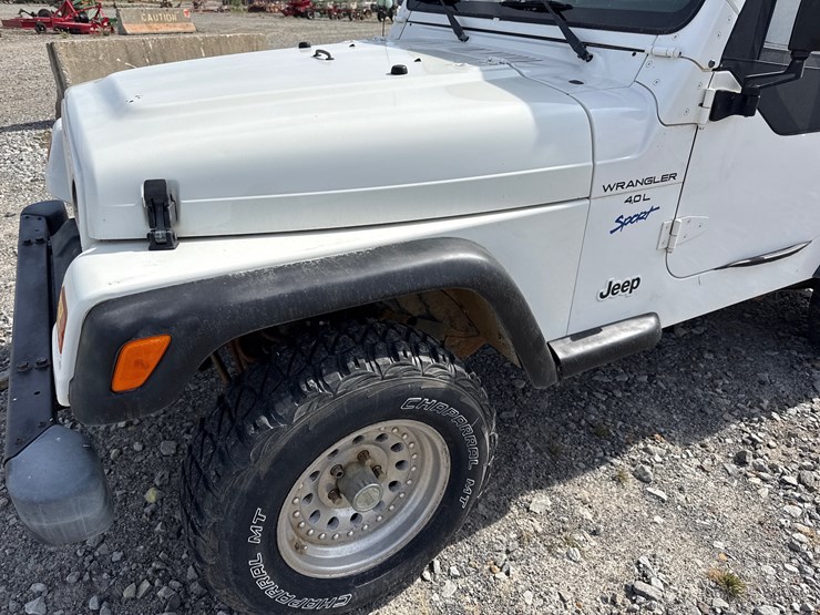 1997-jeep-wrangler-image-15