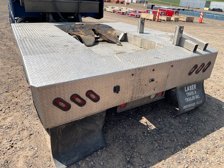 #2108-•-2012-peterbilt-truck-tractor-(has-mn-title-in-delay)-image-22