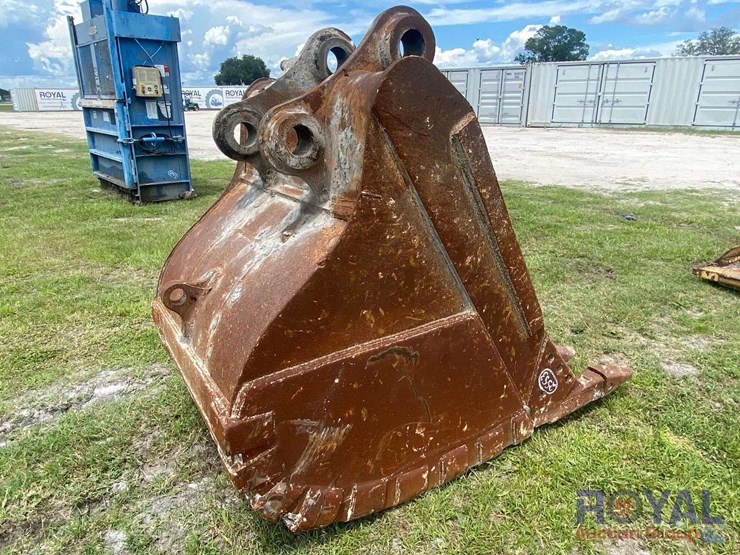 44in-tooth-excavator-bucket-image-3