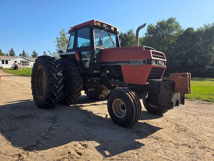 1984-case-ih-2394-image-8