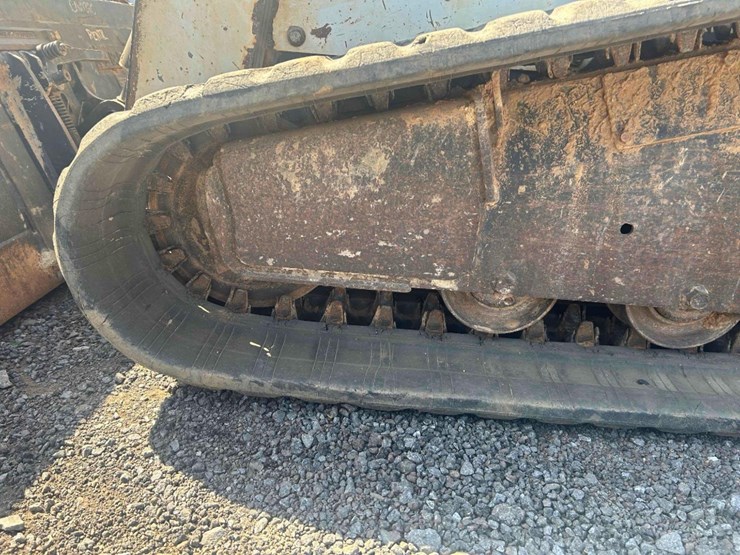 2012-bobcat-t650-image-10