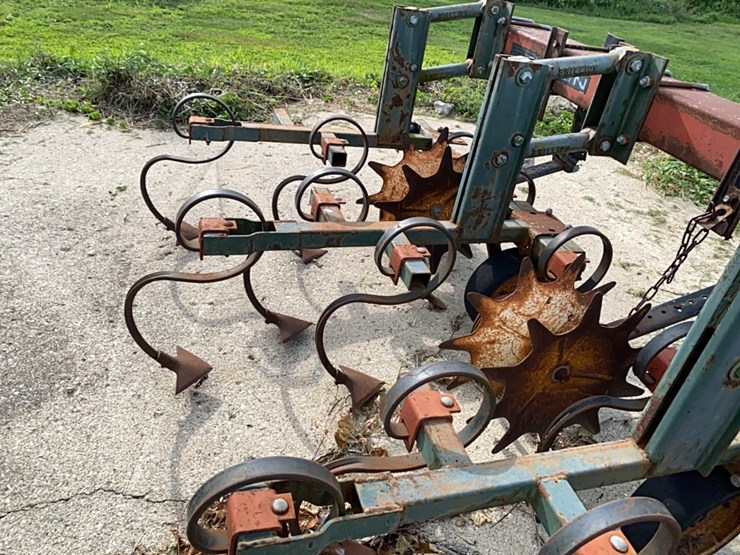 brillion-cultivator-image-12