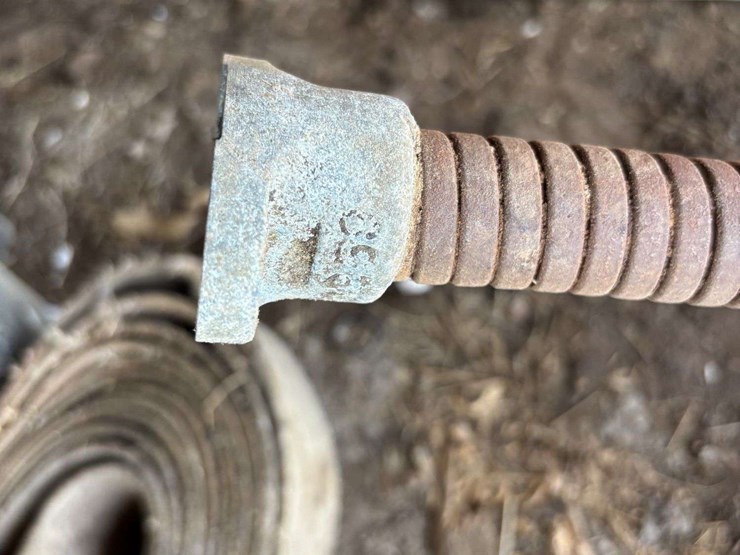 hit-and-miss-engine-long-exhaust-and-(2)-flatbelts-image-9