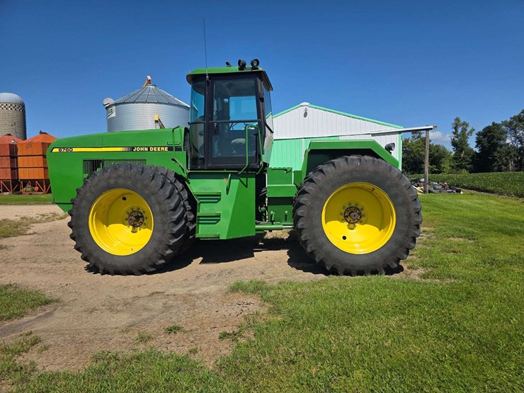 1989-john-deere-8760-image-31