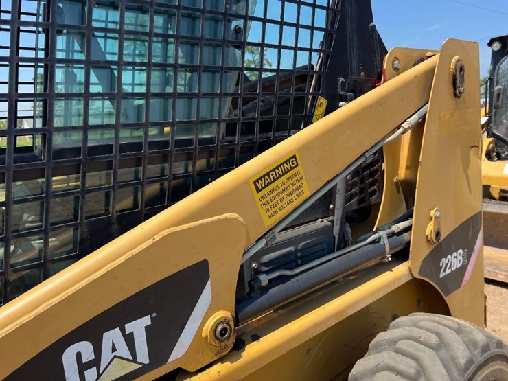2008-caterpillar-226b2-image-16