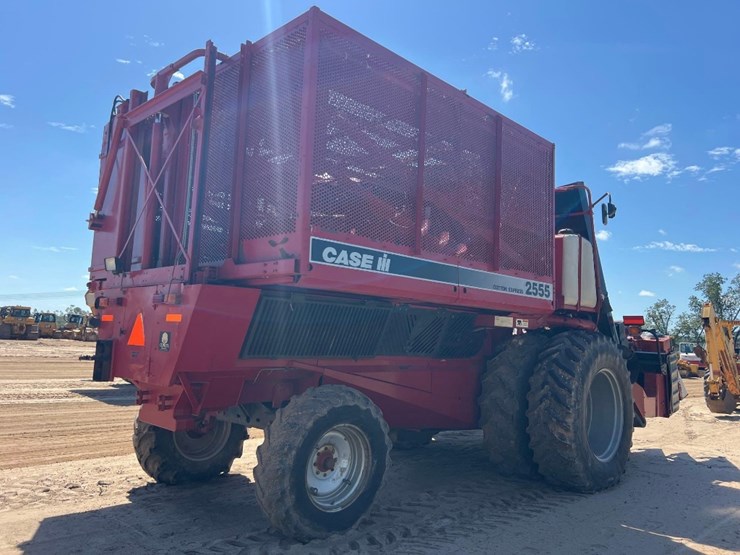 case-ih-2555-image-4