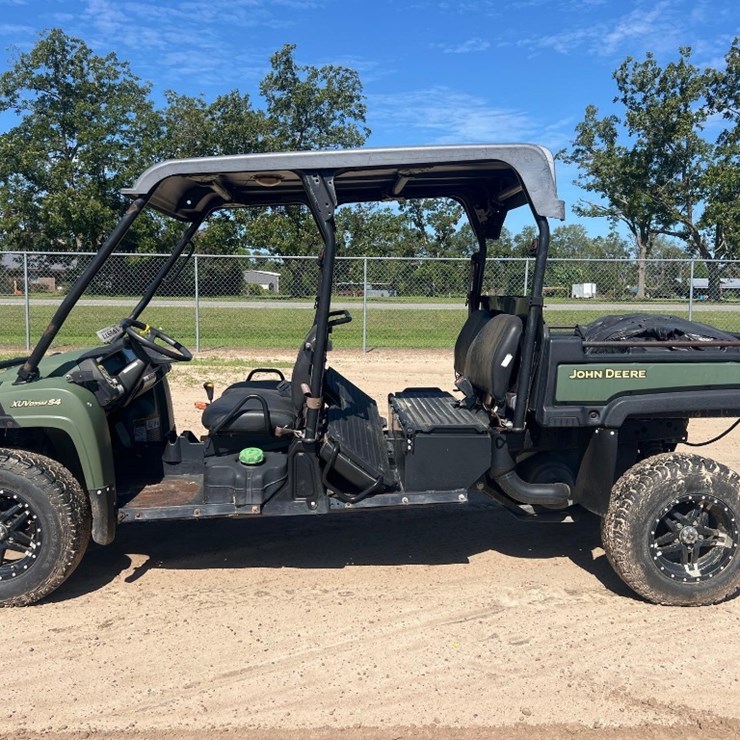 2019 JOHN DEERE GATOR