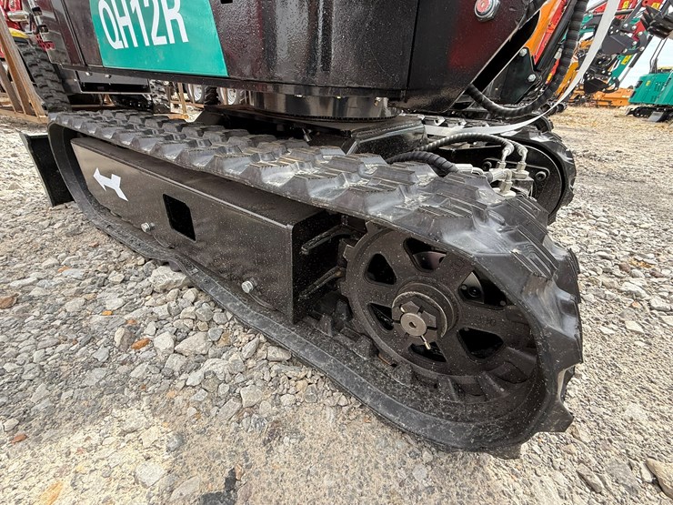 #220-•-#26486-•-unused-cfg-qh12r-mini-excavator-qh12r202507060556-image-20