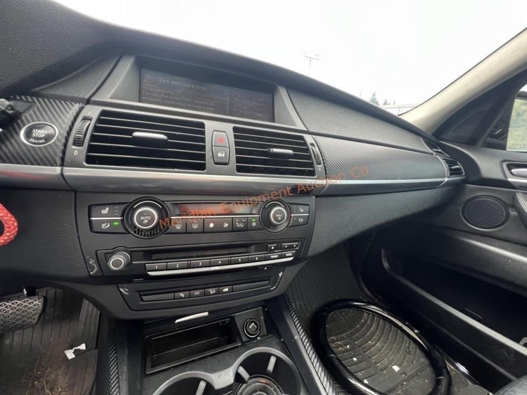 bmw-x5-image-33
