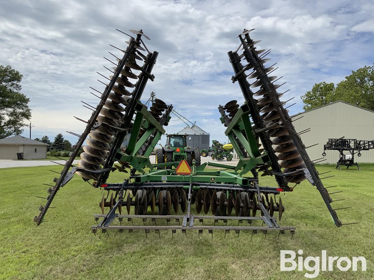 john-deere-630-image-6