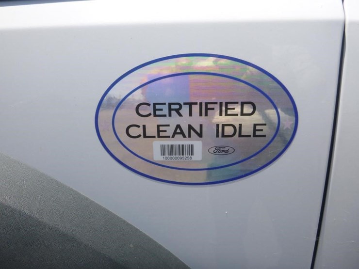 2015-ford-f550-image-17