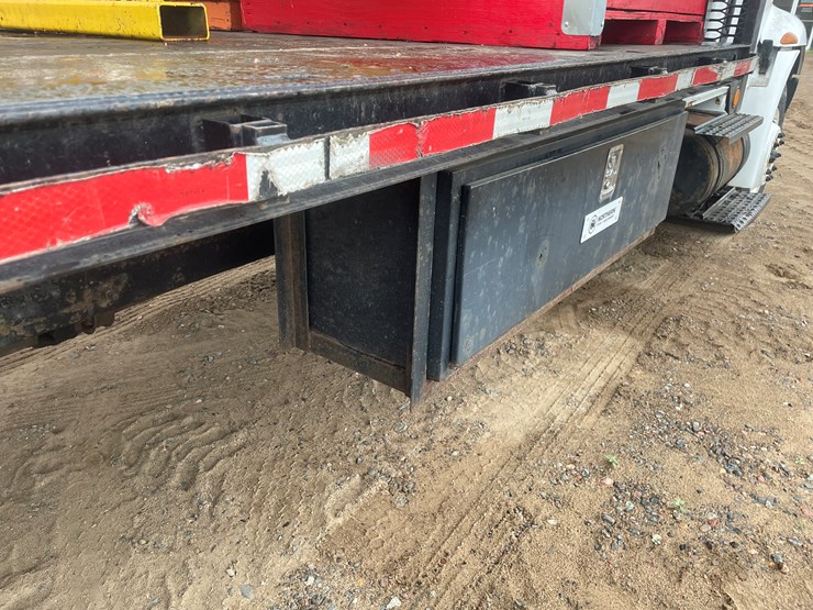 2007-international-durastar-4300-image-21