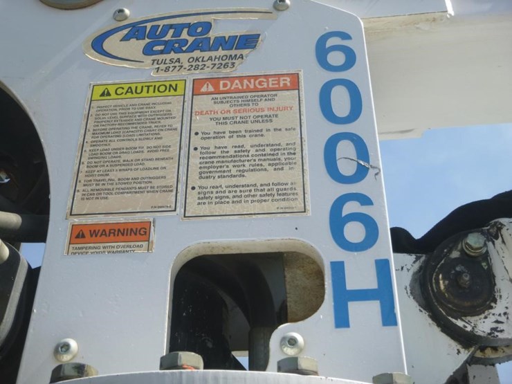 2011-international-durastar-4300-image-9