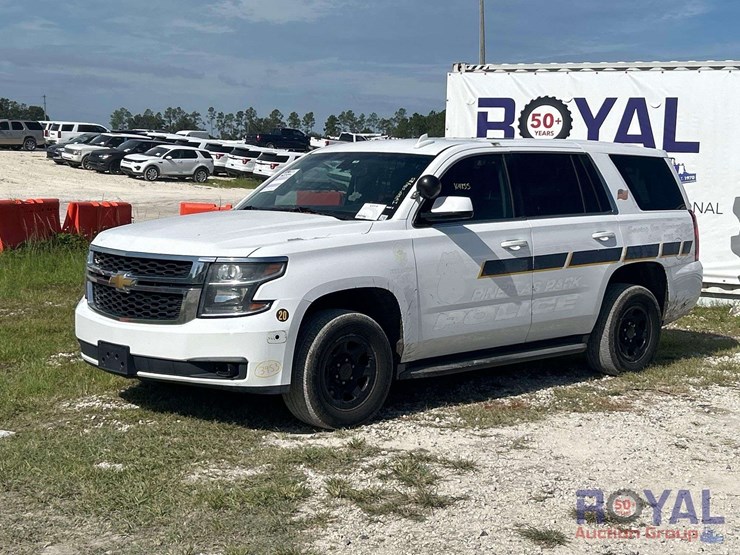 2016-chevrolet-tahoe-image-1