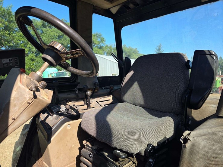 1984-case-ih-2394-image-61