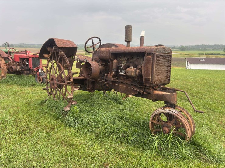 oliver-hart-parr-18-27-row-crop-image-7