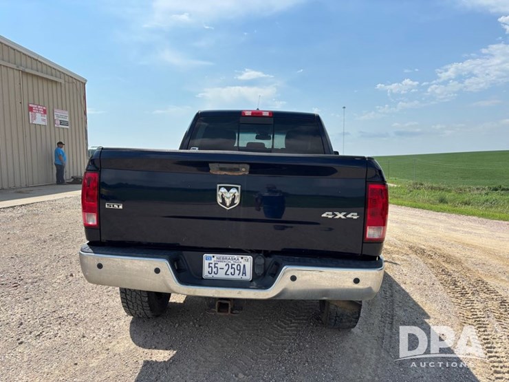 2014-dodge-ram-2500-image-8