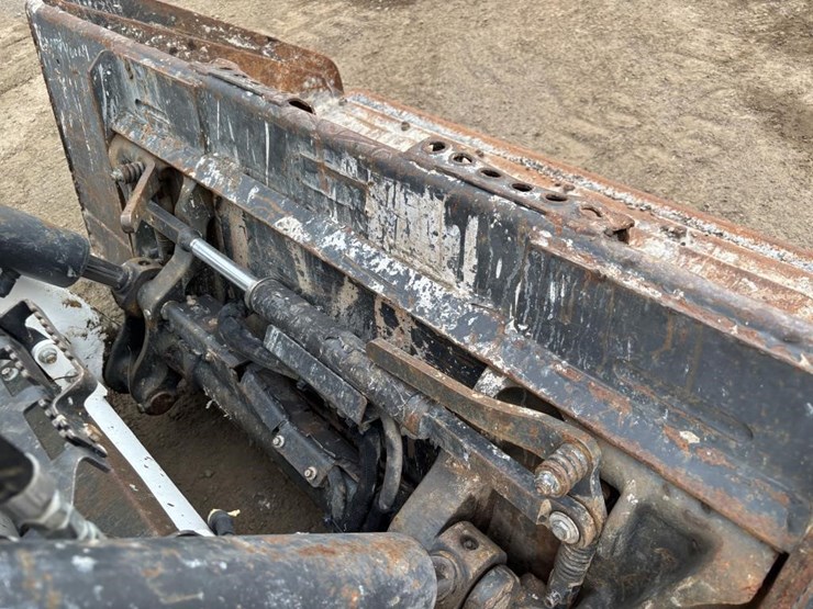 2022-bobcat-t66-image-11