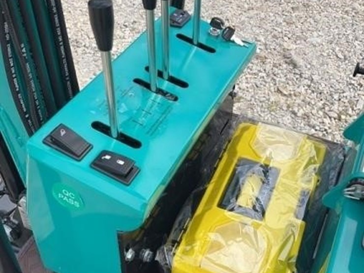 2025-cfg-mh12rx-mini-excavator-image-6
