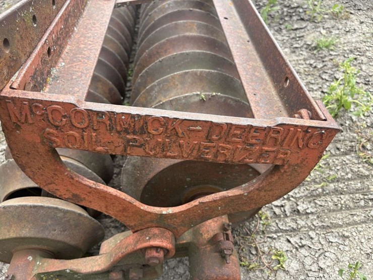 mccormick-deering-soil-pulverizer,-pull-type,-10’-image-10