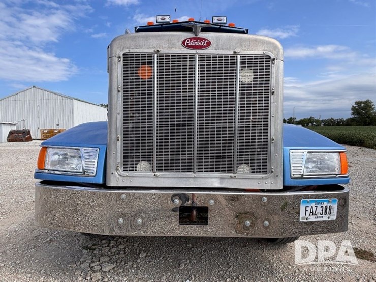 1988-peterbilt-377-image-21