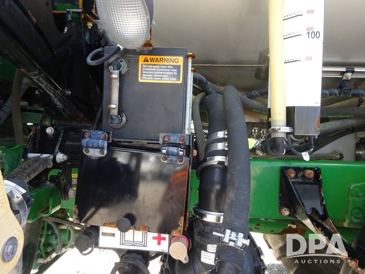 2019-john-deere-f4365-image-100