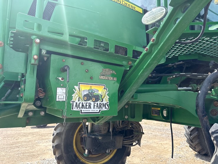 2018-john-deere-r4038-image-33