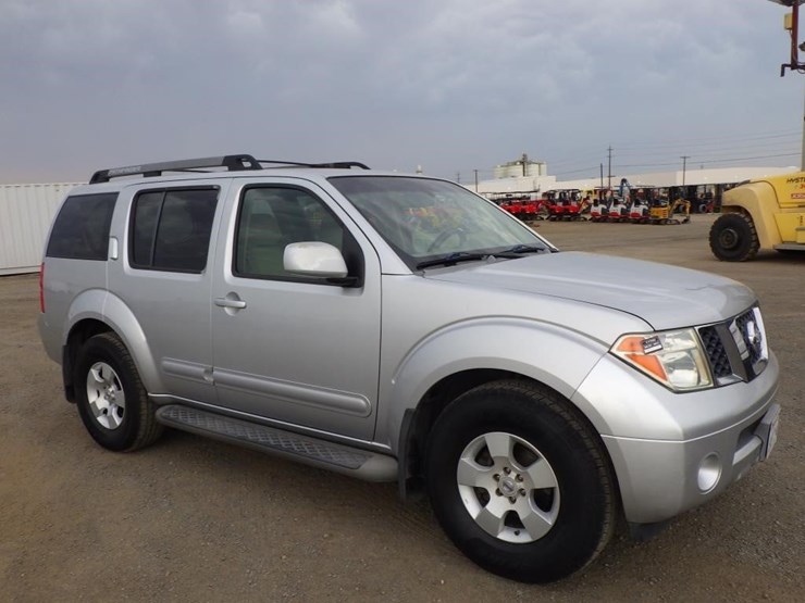2006-nissan-pathfinder-image-2