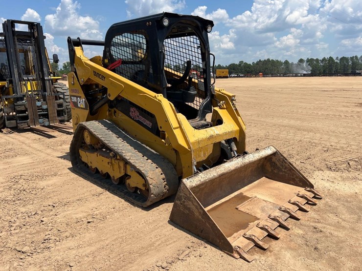 2018-caterpillar-259d-image-6