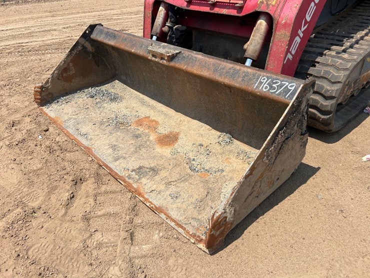2018-takeuchi-tl12v2-image-18