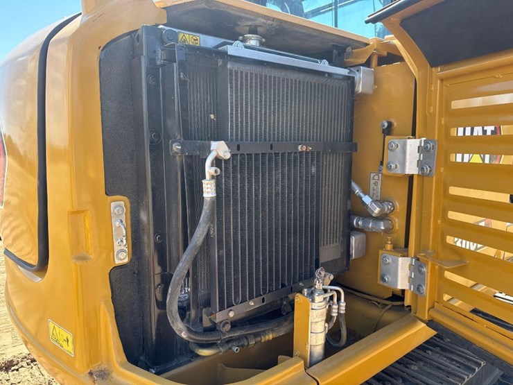 2016-caterpillar-306e-image-18