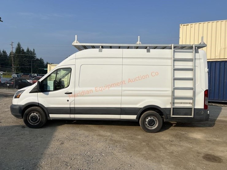 2016-ford-transit-image-1