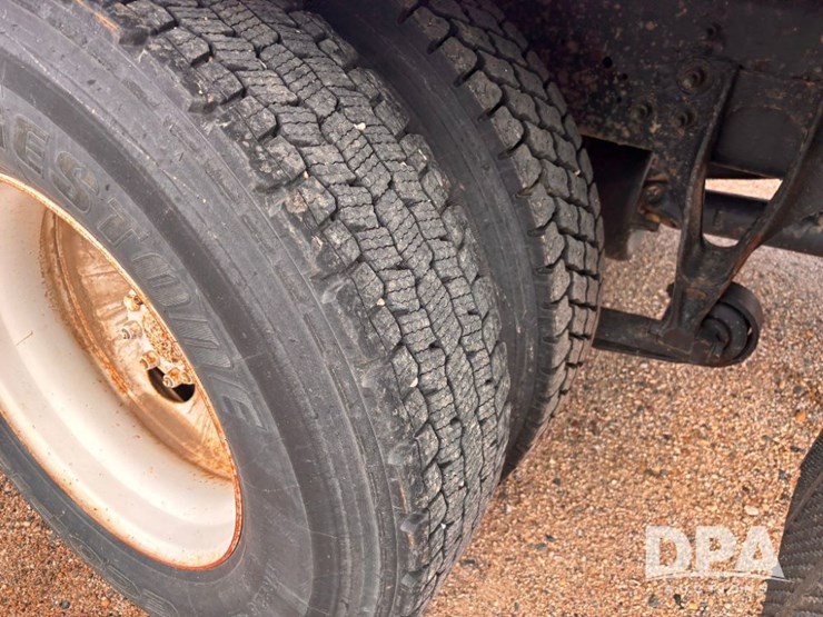 2006-international-durastar-4300-image-35