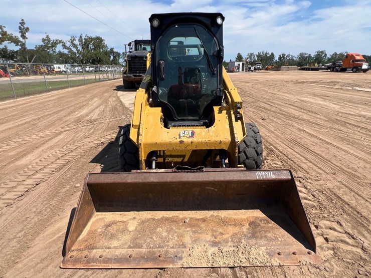 2022-caterpillar-272d3-image-7