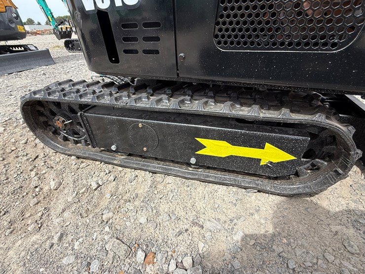 #220-•-#26538-•-unused-vicsec-vc15-mini-excavator-15j2507209-image-5