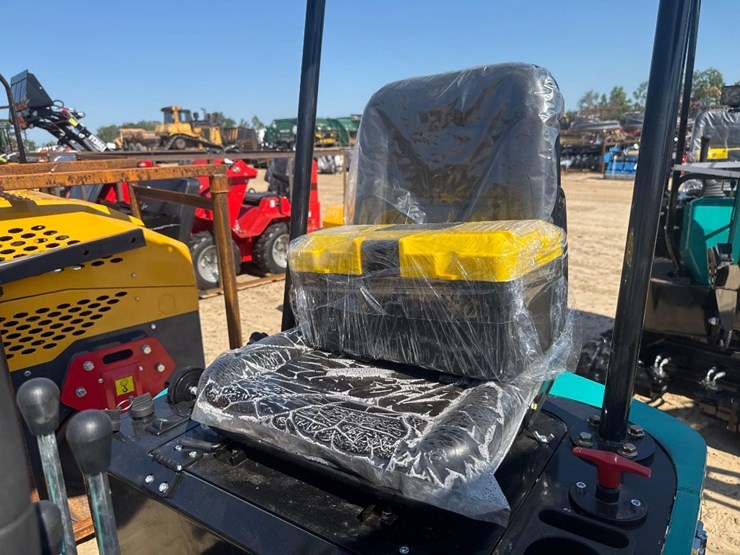 unused-cfg-qh12r-excavator-image-11