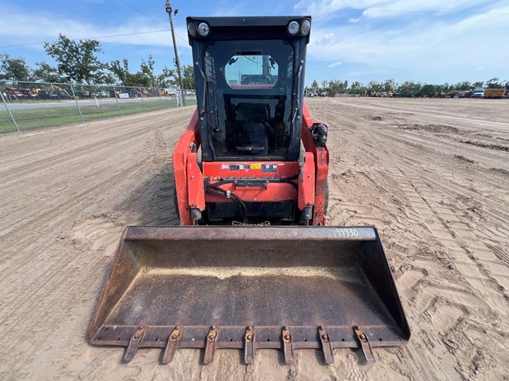 2022-kubota-ssv75-image-7