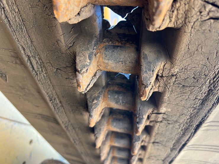 2018-caterpillar-299d2-image-16