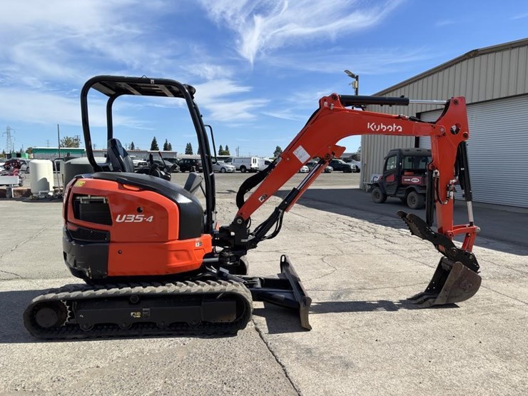 2021-kubota-u35-4-image-7