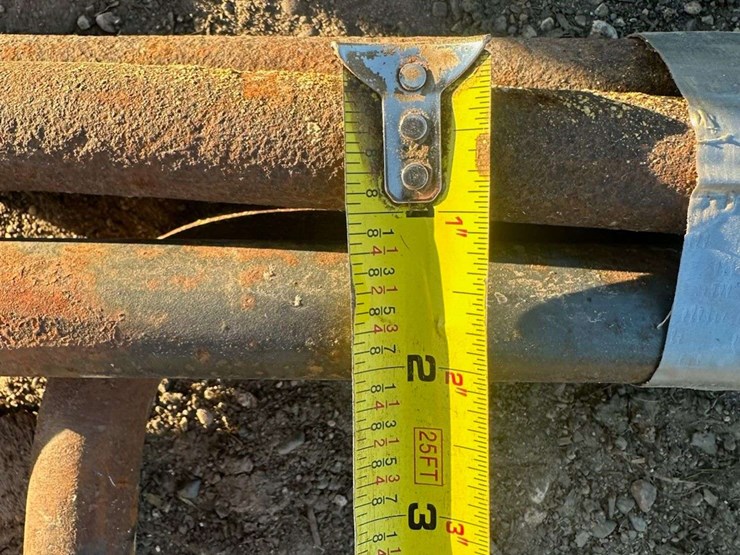 (4)-7/8"-x-36"-cement-anchors,-1-doesn't-have-a-bend,-hardware-in-picture-goes-with,-buying-all-for-image-2
