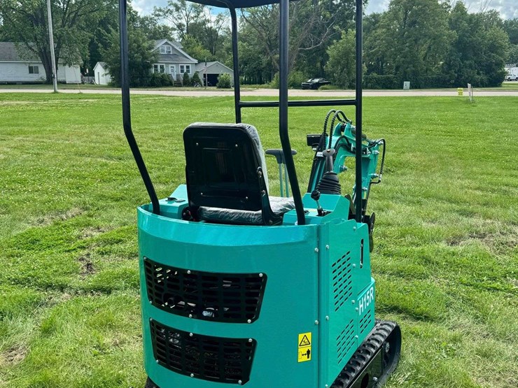 2025-cfg-industrial-h15r-mini-excavator-...-unused-...-brand-new-battery-installed-image-7